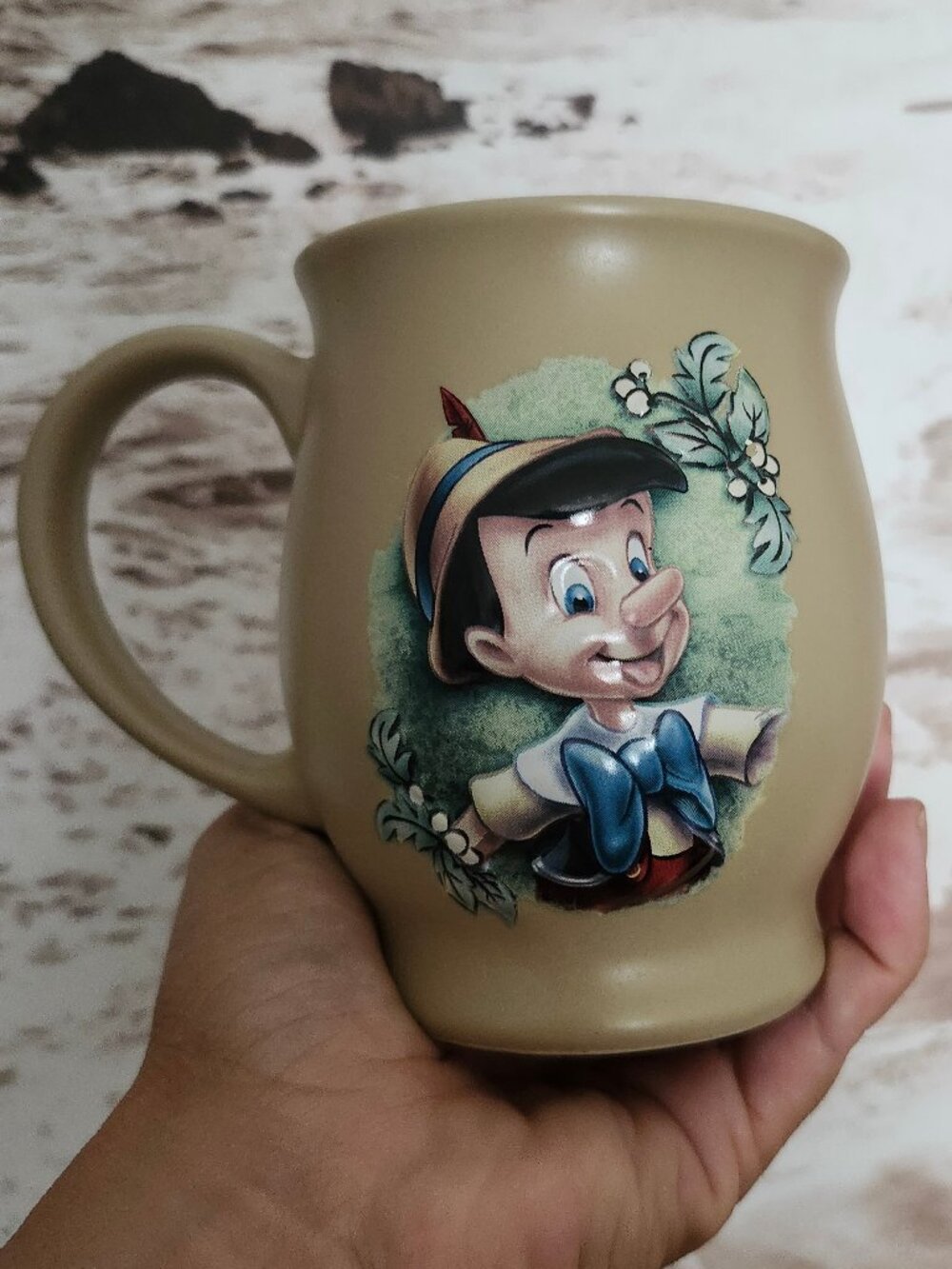 DISNEY Store Authentic Pinocchio 3D Embossed Raised Design Coffee Tan Mug 16oz